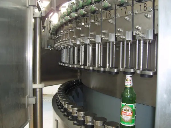 啤酒瓶灌裝機(jī)